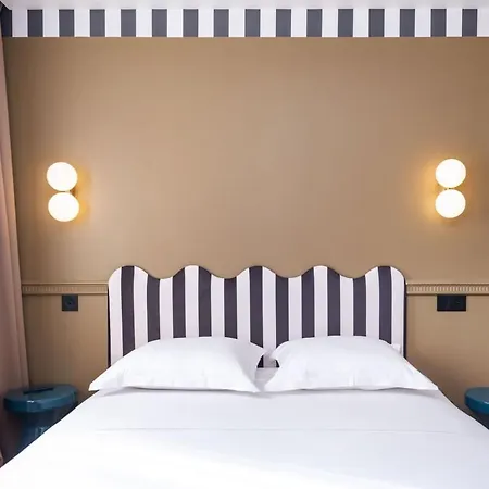 Appartement Art Deco Escapade Elegante Et Raffinee Lyon